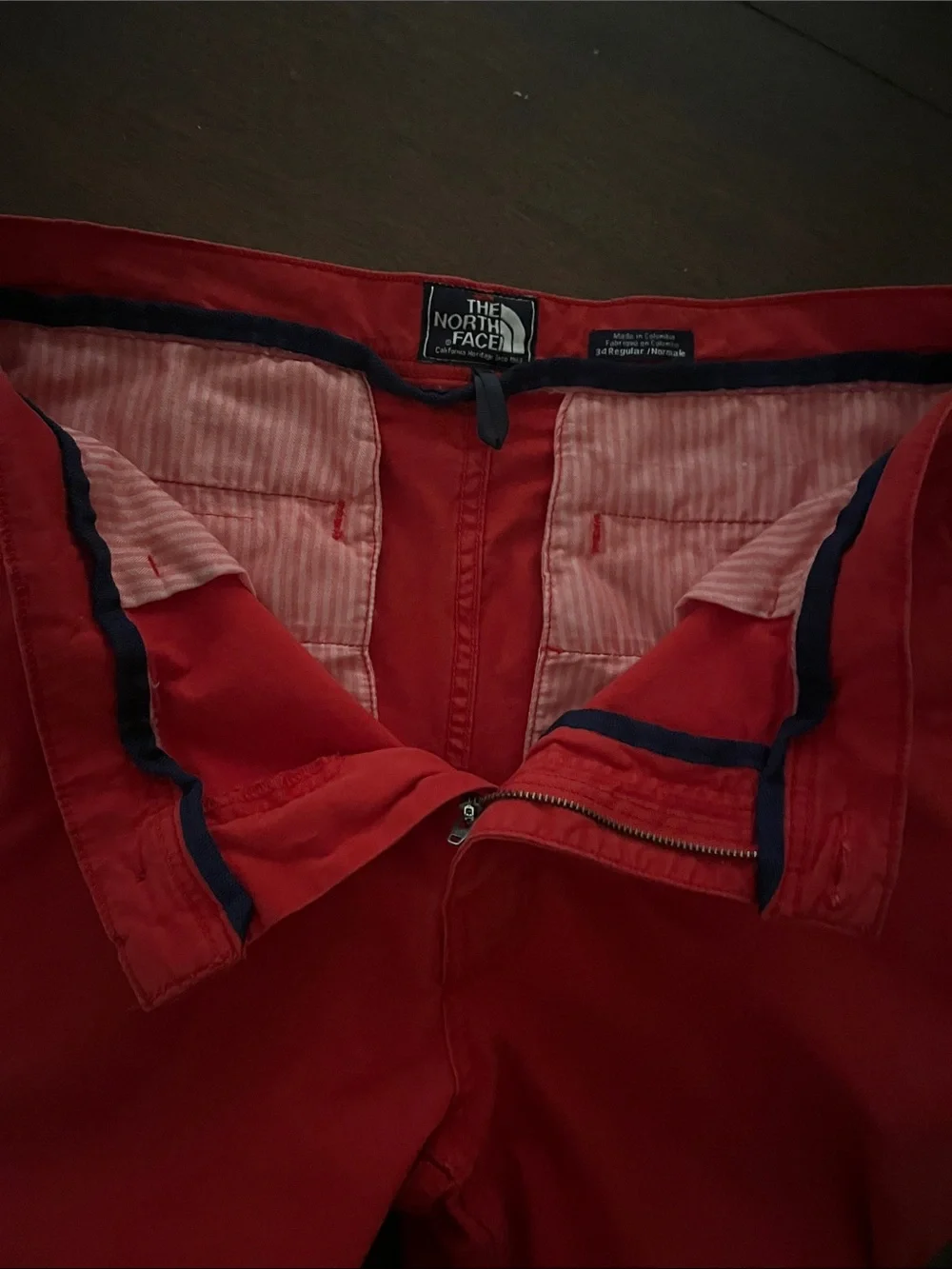 The North Face Red Stretch Chino Shorts 34R Cotton Casual Hiking Summer